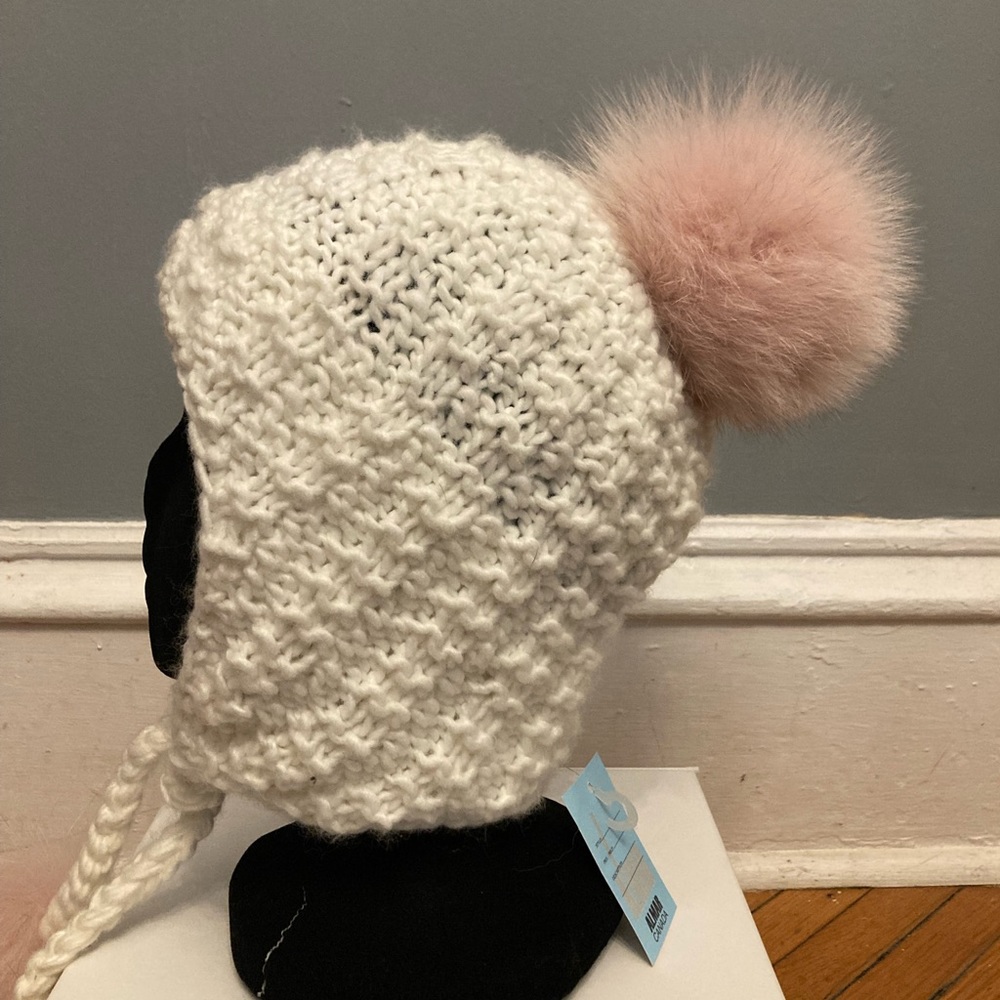 BNWT KYI KYI White Winter Hat with Pink Fox Fur Pom Poms